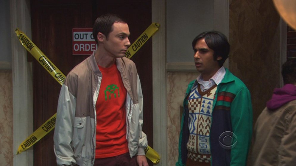 Jim Parsons y Kunal Nayyar en The Big Bang Theory