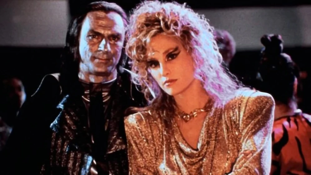 Marc Alaimo y Shari Shattuck en arena-el-ring-de-las-galaxias