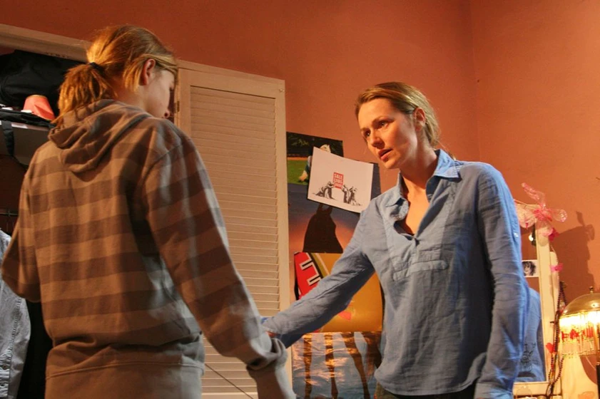 Rachael Blake y Laura Greenwood en pinprick