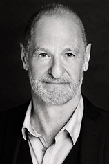 picture of actor Roger La Rue