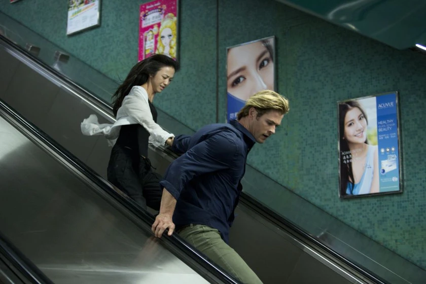 Wei Tang y Chris Hemsworth en blackhat-amenaza-en-la-red