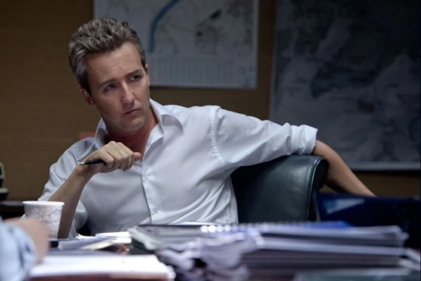 Edward Norton en El Legado de Bourne