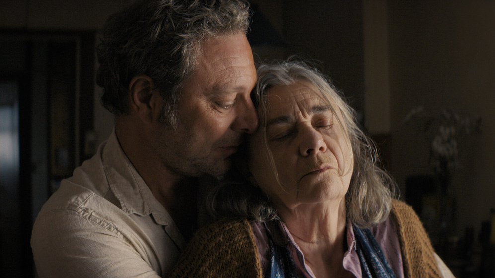 Juda Goslinga y Frieda Pittoors en a-messy-tribute-to-motherly-love