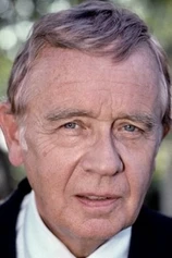 Foto de Warren Frost