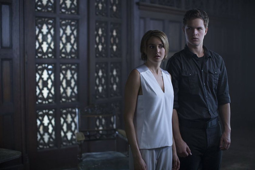 Shailene Woodley y Ansel Elgort en La Serie Divergente: Leal
