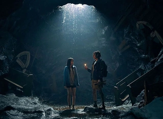 "Together" presume de ser la película más terrorífica del año. Podéis juzgarlo vosotros en su galería de imágenes. ¡Estreno en Halloween!