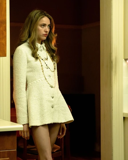 Margaret Qualley en jugada-maestra