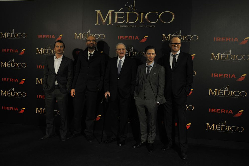 Olivier Martinez, Philipp Stölzl, Stellan Skarsgård, Tom Payne y Noah Gordon en El Médico (Photocall en Madrid. Diciembre 2013)