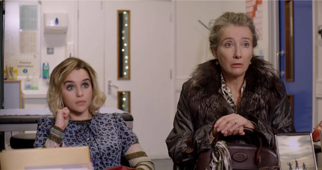 Emma Thompson y Emilia Clarke en last-christmas