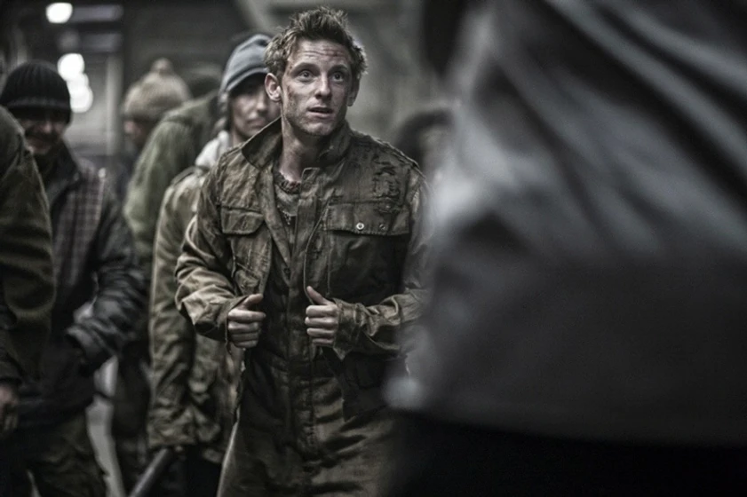 Jamie Bell en snowpiercer-rompenieves
