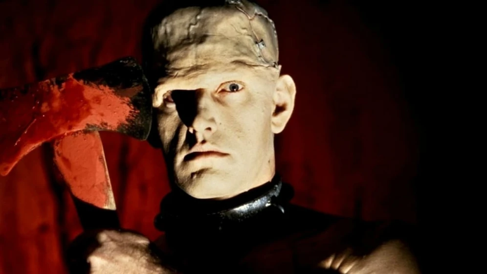 David Prowse en el-horror-de-frankenstein