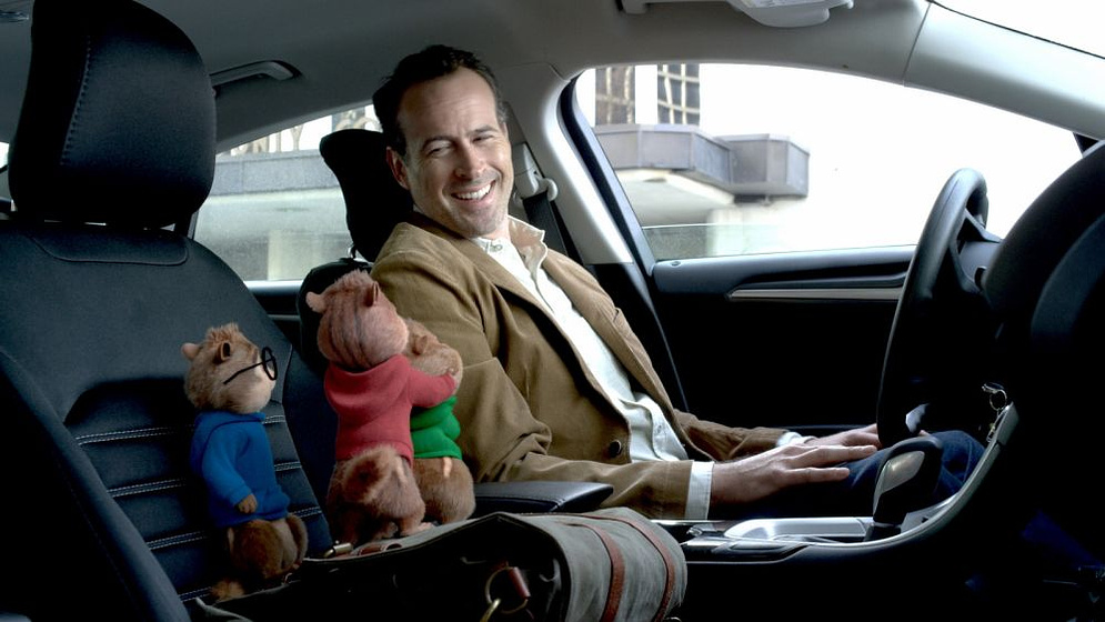 Jason Lee en Alvin y las ardillas. Fiesta sobre Ruedas