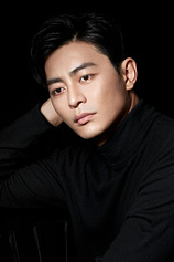 picture of actor Quốc Huy