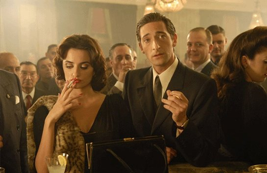 Penélope Cruz y Adrien Brody en Manolete