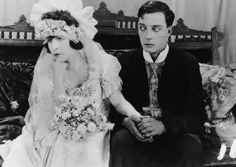 Buster Keaton y Virginia Fox en vecinos-1920
