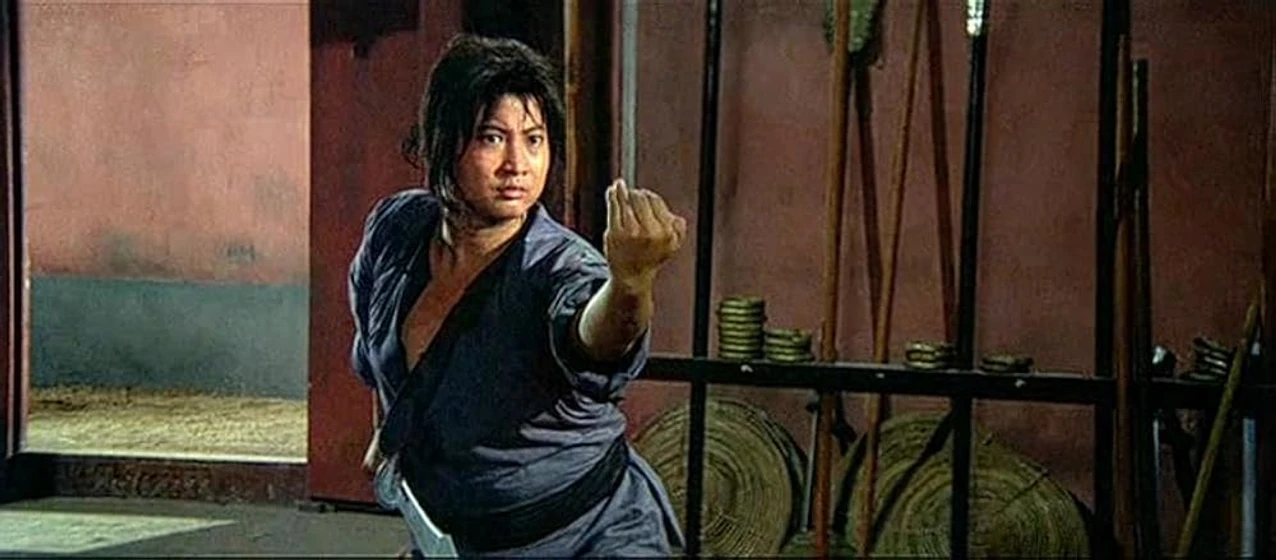 Sammo Hung Kam-Bo en the-iron-fisted-monk