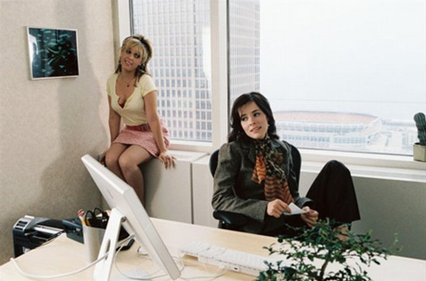 Parker Posey y Miranda Bailey en Mi Punto G