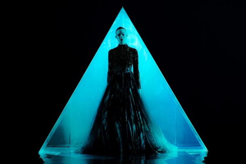 Elle Fanning en the-neon-demon