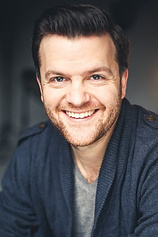 picture of actor Tom Bennett