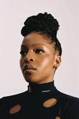 Foto de Julie Adenuga
