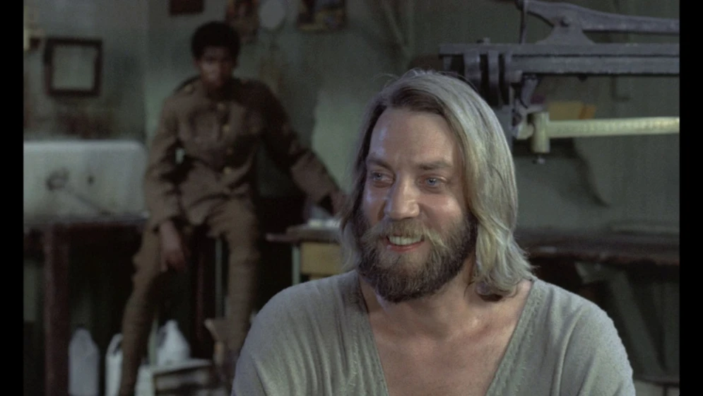 Donald Sutherland en johnny-cogio-su-fusil