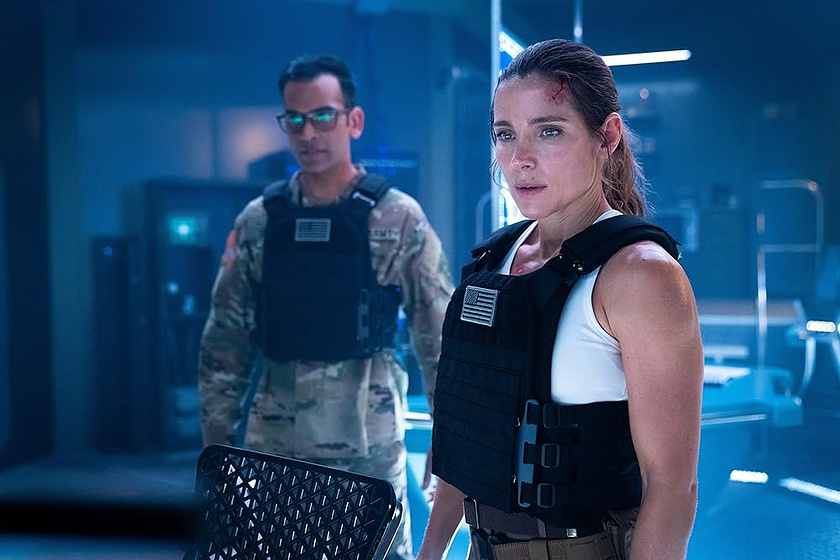 Elsa Pataky y Mayen Mehta en interceptor