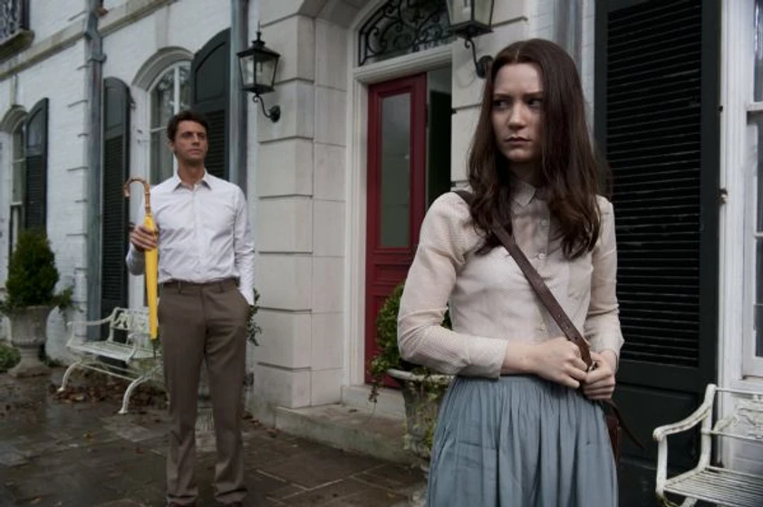 Matthew Goode y Mia Wasikowska en Stoker
