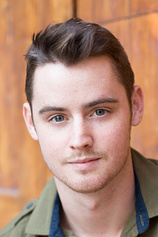 picture of actor Dan Benson