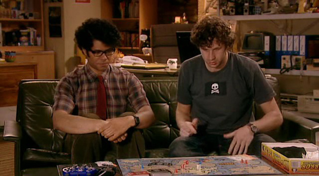 Richard Ayoade y Chris O'Dowd en Los informáticos