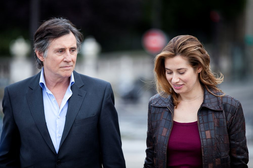 Emmanuelle Devos y Gabriel Byrne en El Tiempo de los amantes