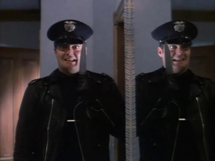 Robert R. Shafer en psycho-cop