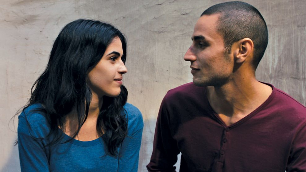 Adam Bakri y Leem Lubany en Omar