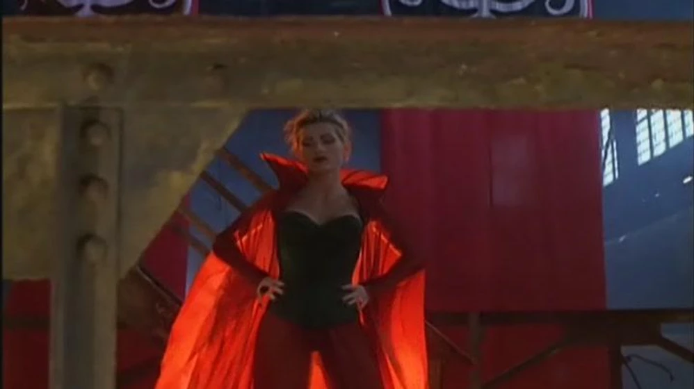 Sandra Hess en objetivo-manhattan-nick-fury-agent-of-shield
