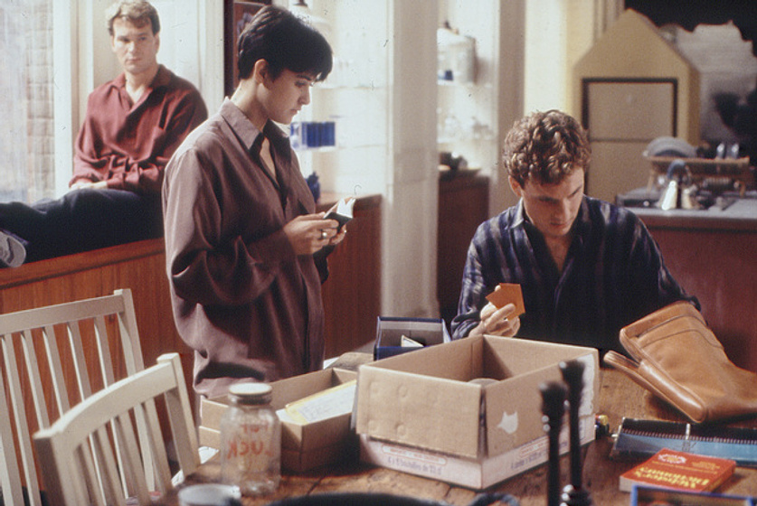 Tony Goldwyn, Demi Moore y Whoopi Goldberg en Ghost, más allá del Amor