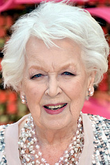 picture of actor June Whitfield