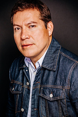 picture of actor julio Cesar Cedillo