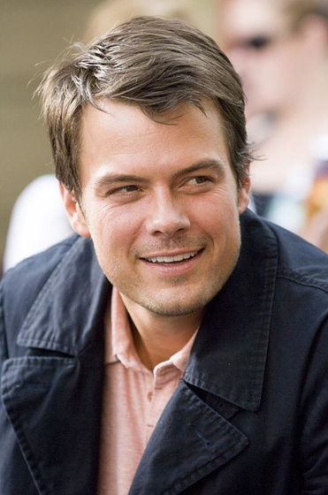 Josh Duhamel en En la boda de mi hermana