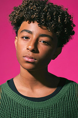 picture of actor Micah Abbey