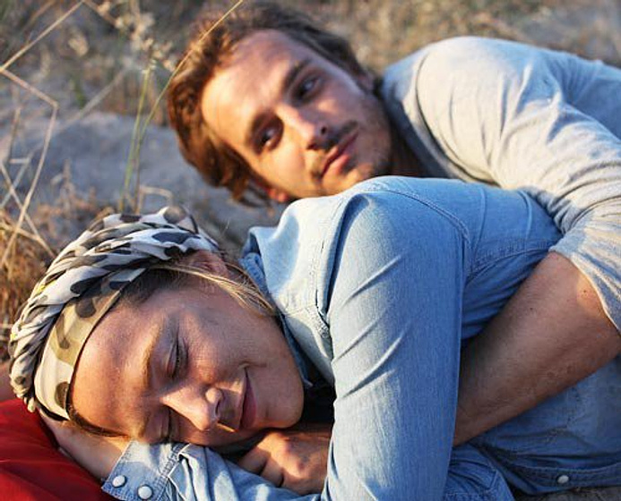 Alexandra Neldel y Max von Thun en Amenaza en el Paraíso