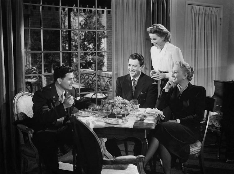Dorothy McGuire, Gregory Peck y John Garfield en La Barrera Invisible