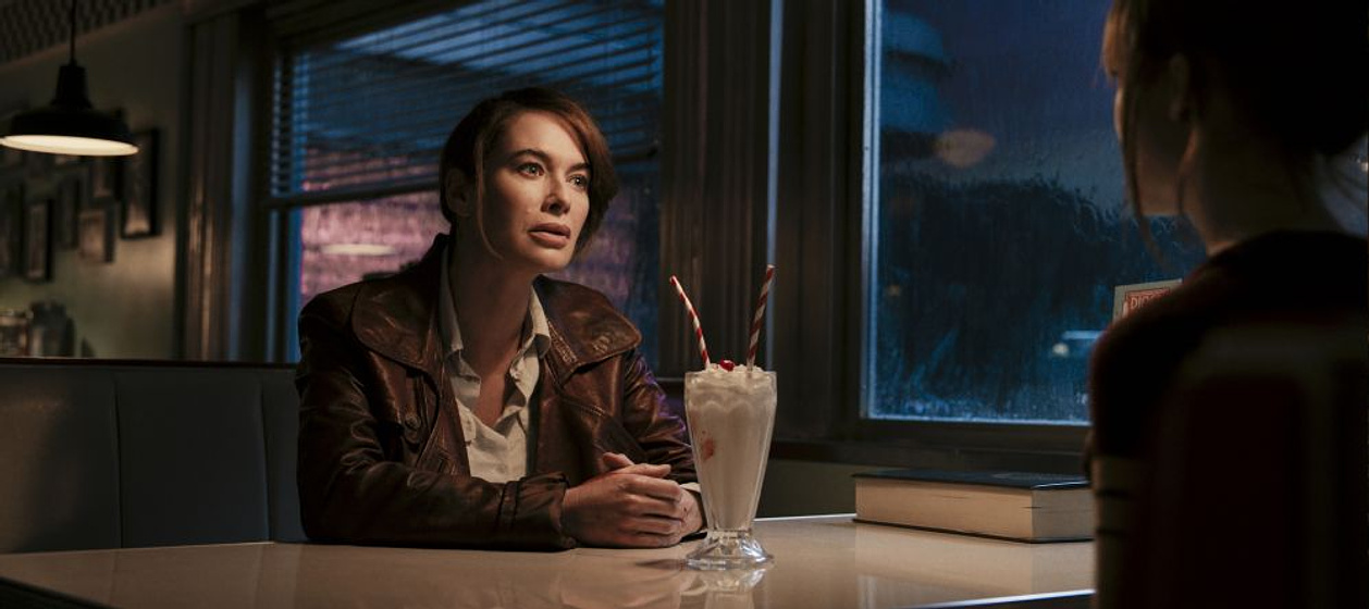 Lena Headey en Cóctel Explosivo