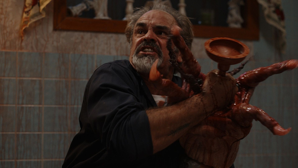 Steven Ogg en Scared Shitless