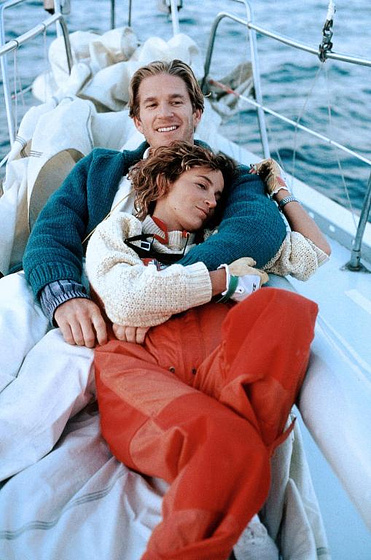 Matthew Modine y Jennifer Grey en La Fuerza del Viento