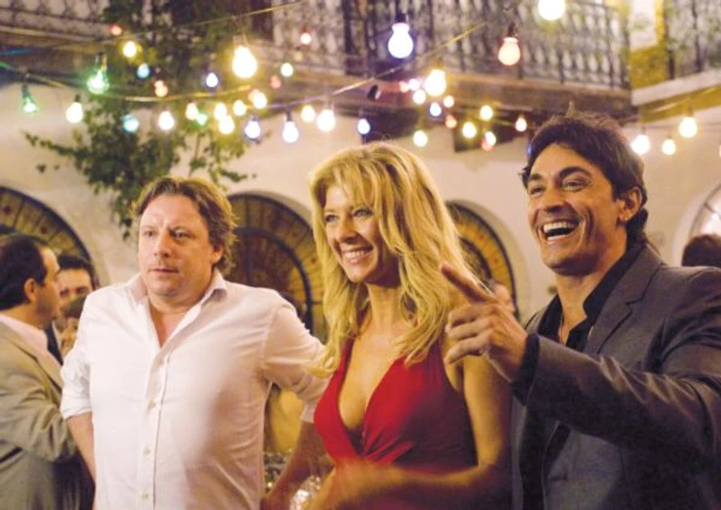 Paprika Steen, Anders W. Berthelsen y Sebastián Estevanez en noche-de-vino-y-copas
