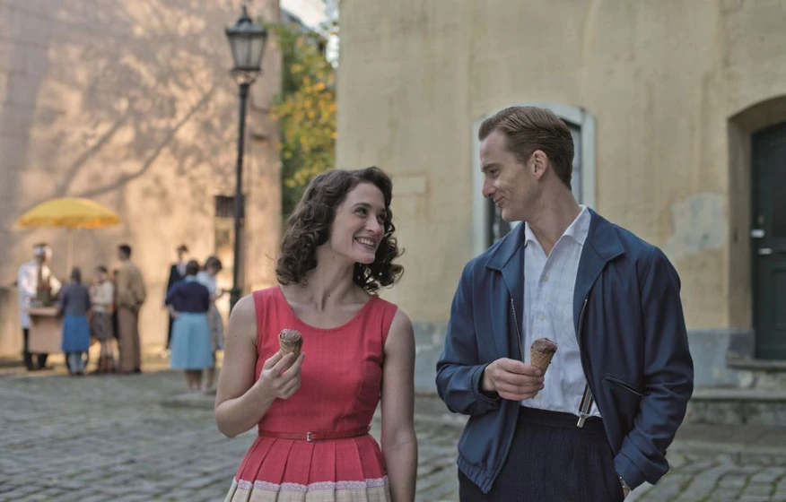 Alexander Fehling y Friederike Becht en la-conspiracion-del-silencio-2014