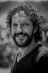picture of actor Ali Abu Awwad