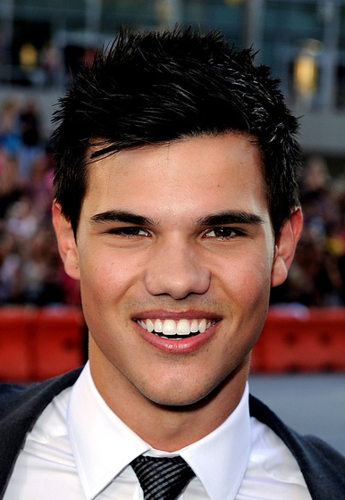 Taylor Lautner en La saga Crepúsculo: Eclipse (Premiere Los Ángeles)