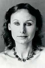 photo of person Angela Pleasence