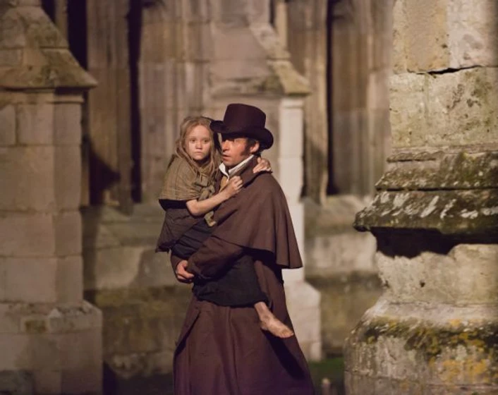 Hugh Jackman y Isabelle Allen en Los Miserables