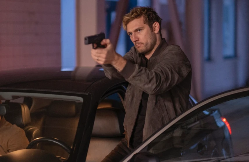 Alex Pettyfer en red-de-traicion